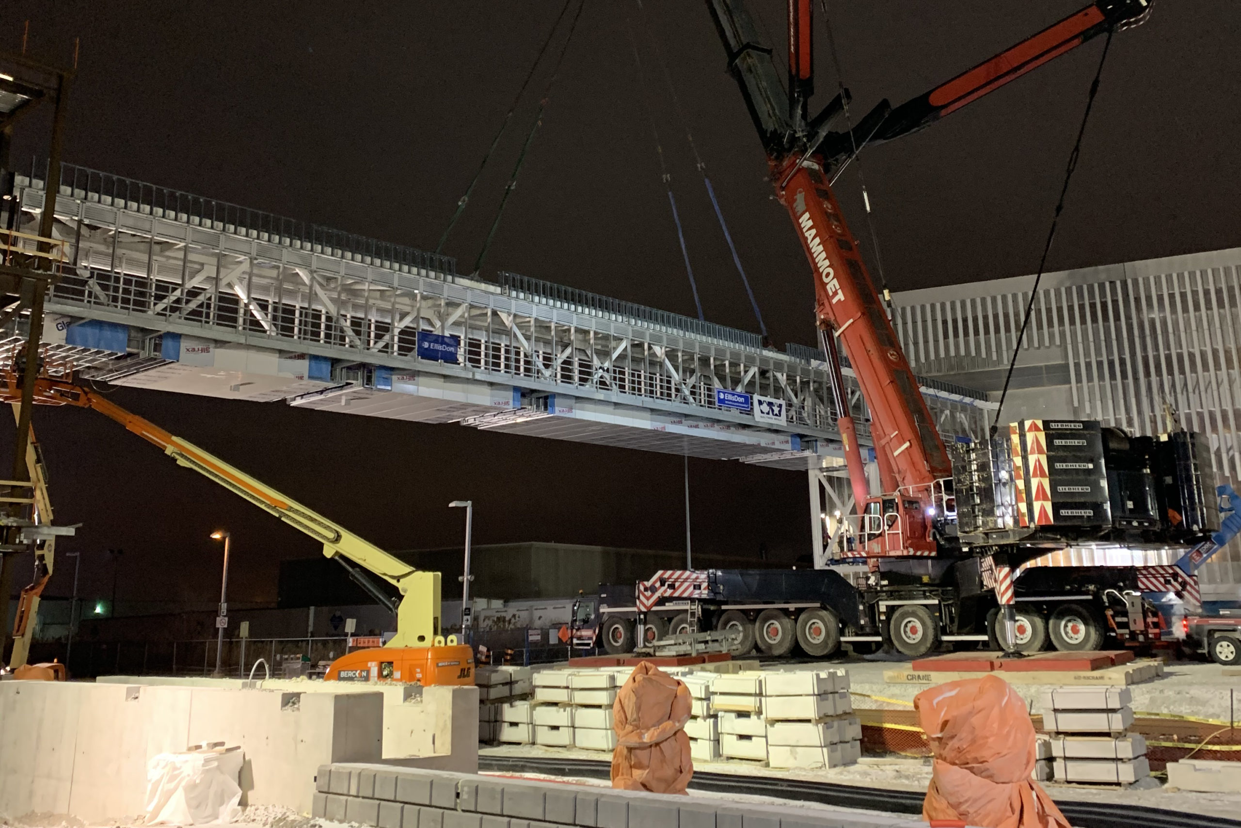 Rutherford GO Station, Pedestrian Bridge - Ontario Erectors Association